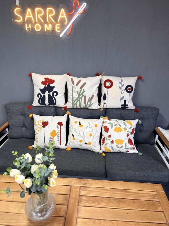 SARRA 45X45 PUNCH KIRLENT