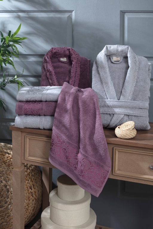 SARRA HOME ESRA AİLE BORNOZ SETİ