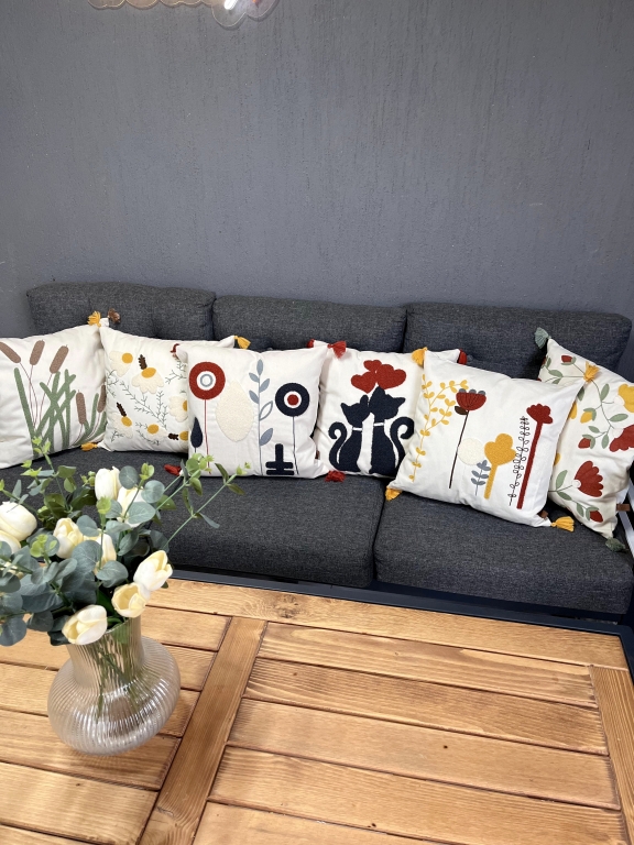 SARRA 45X45 PUNCH KIRLENT