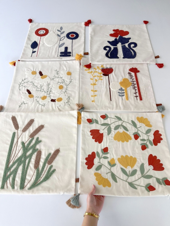 SARRA 45X45 PUNCH KIRLENT