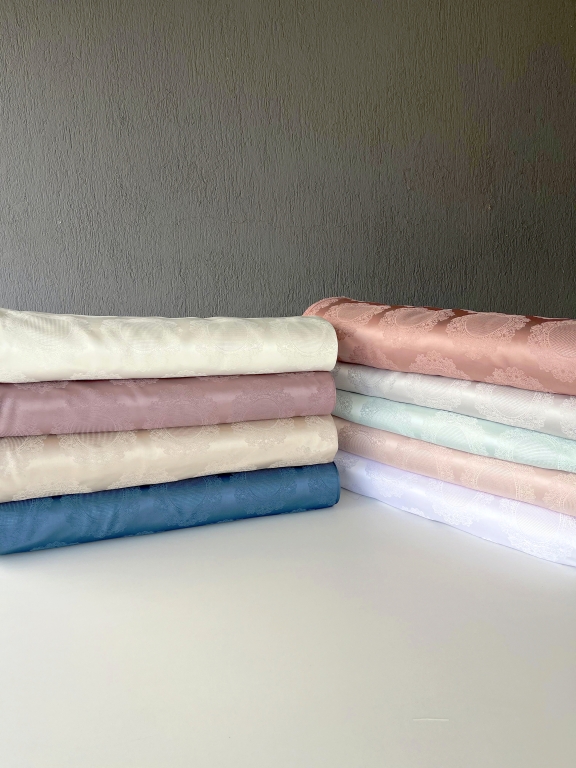 MİRAY MASA ÖRTÜSÜ - TAÇ