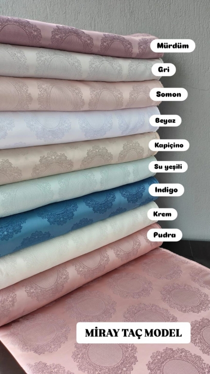 MİRAY MASA ÖRTÜSÜ - TAÇ