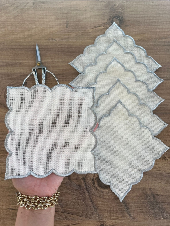 SARRA 15x15 GÜMÜŞ SUNUM PEÇETESİ - V1