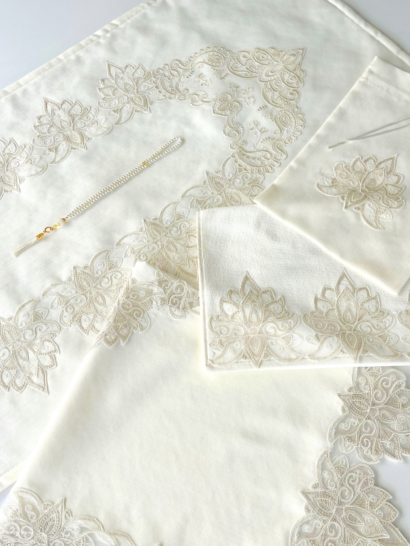 SARRA 5 PARÇA FRANSIZ GÜPÜRLÜ SECCADE SETİ