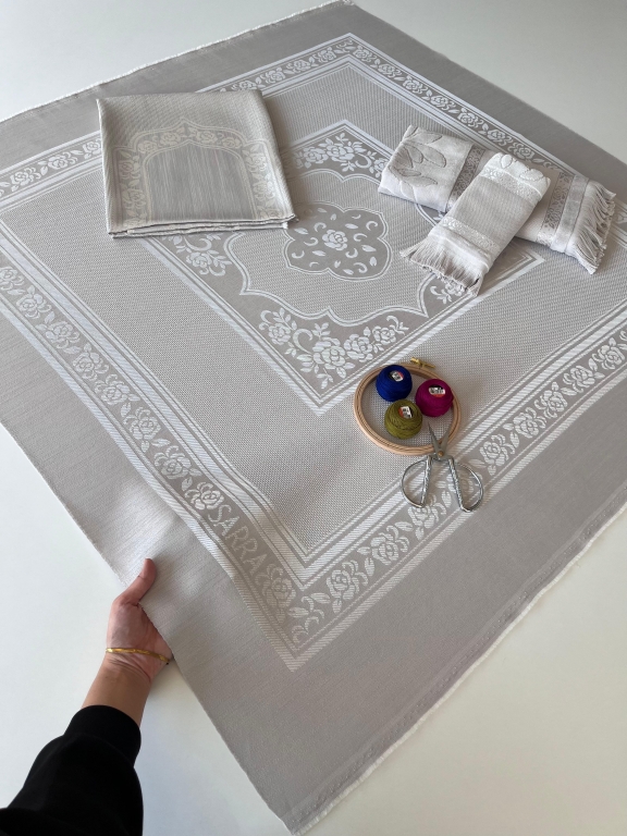 SARRA 4'LÜ SAÇAKLI BOHÇA SETİ