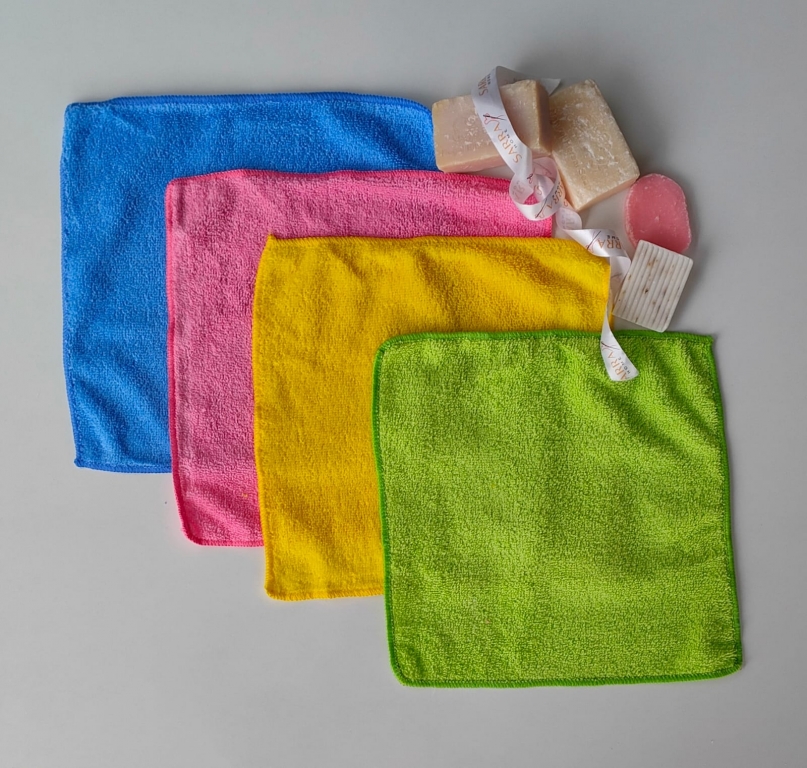 25x28 cm MAGİ E 4 LÜ TEMİZLİK BEZİ
