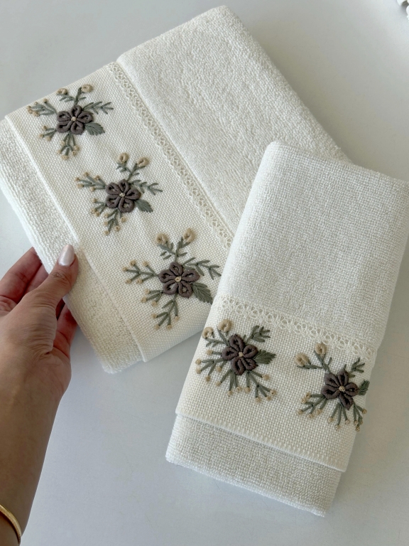 SARRA KAPAMA 2'Lİ ROKOKO NAKIŞLI HAVLU - SAKURA