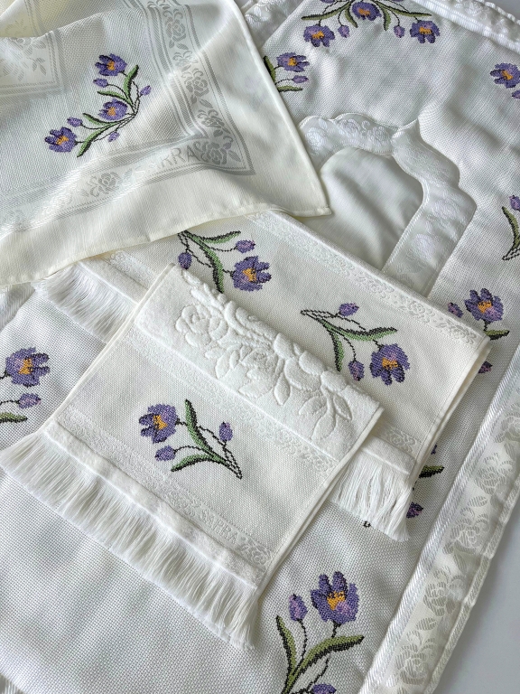 SARRA NAKIŞLI HAZIR 4'LÜ BOHÇA SETİ