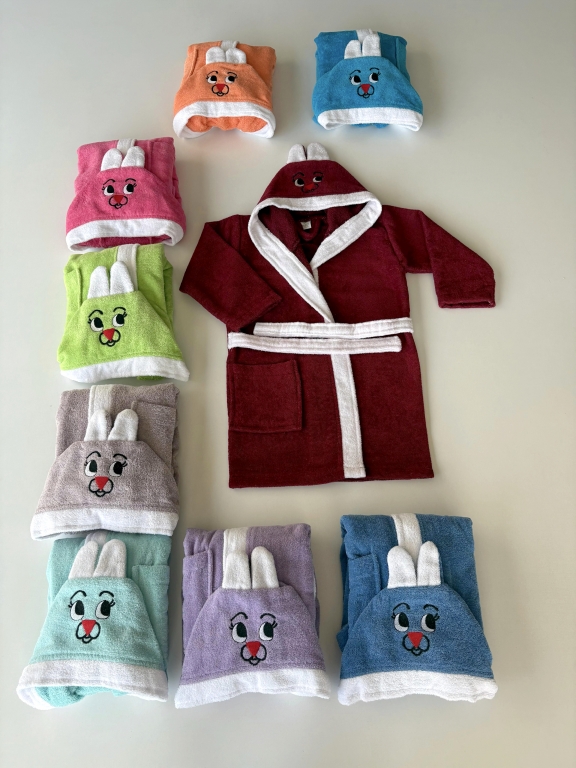 ÇOCUK BORNOZU 5-6 YAŞ